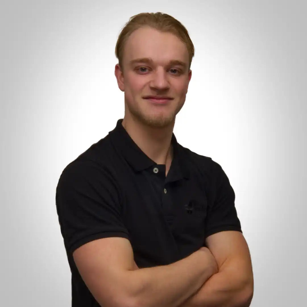 <strong>Tim Roxs</strong>